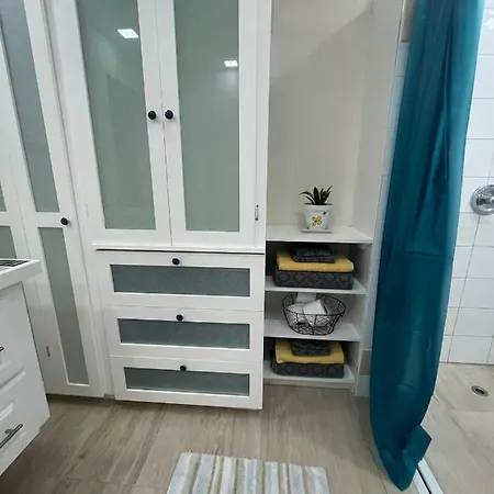 Scarlett Studios 2 - Holiday-Business-Us Embassy Appt 7 Mins Drive Away - Only The 1 Night Reservation Includes Airport And Us Embassy Roundtrip Transport Bridgetown Exterior foto