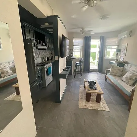 Scarlett Studios 2 - Holiday-Business-Us Embassy Appt 7 Mins Drive Away - Only The 1 Night Reservation Includes Airport And Us Embassy Roundtrip Transport Bridgetown Exterior foto